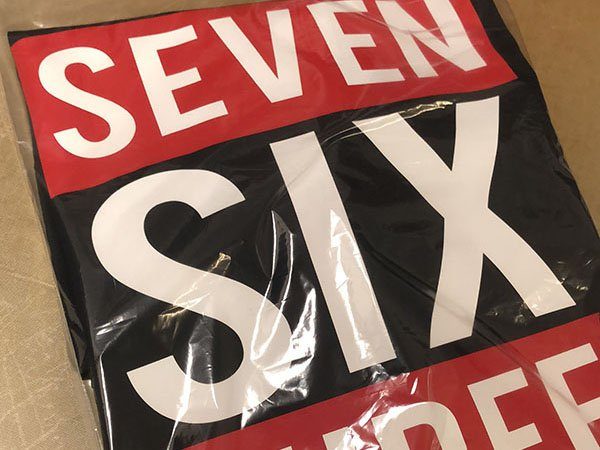 Tshirts 2-farbig bedruckt und eingepackt