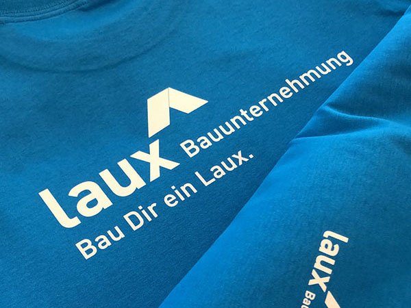blaue Tshirts einfarbig weiß bedruckt